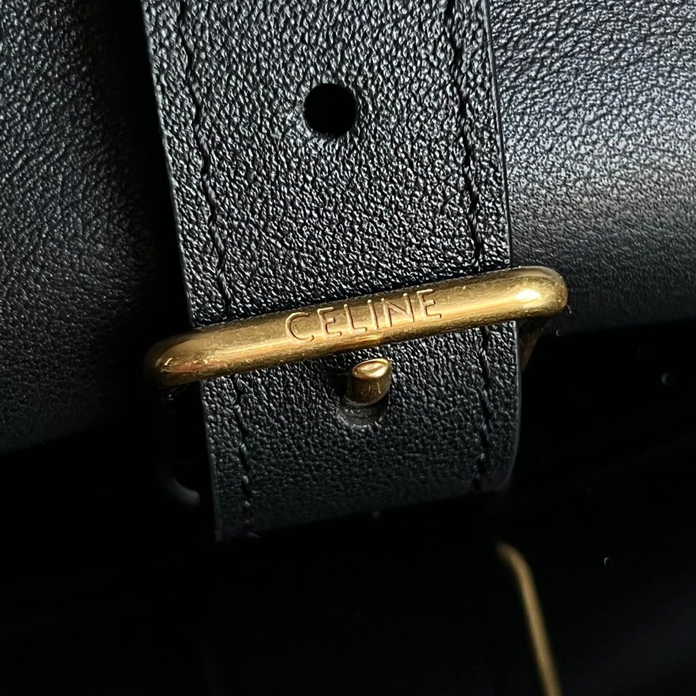 SAC À MAIN TRIOMPHE 37 EN CUIR DE VEAU SOUPLE NOIR