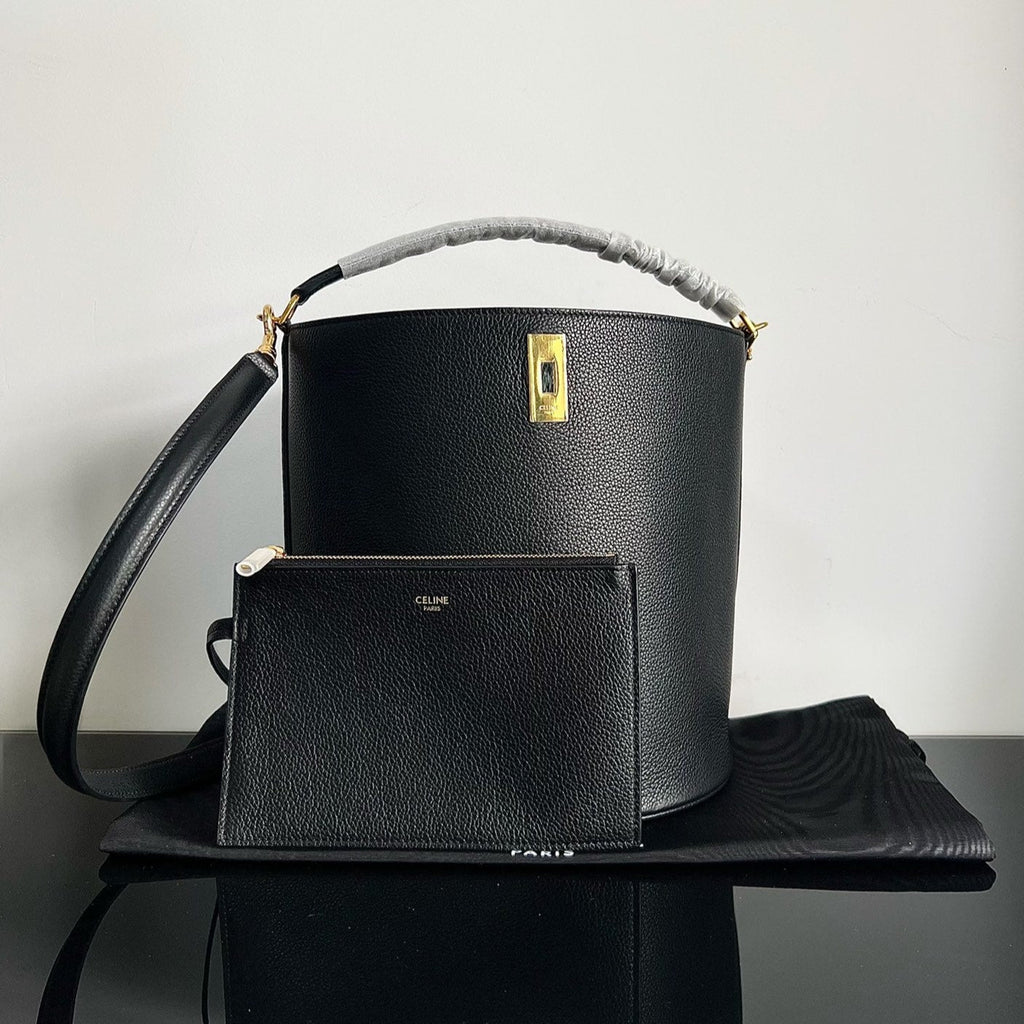 SAC SEAU EN LAINE NOIR 24 CUIR DE VEAU ORIGINAL