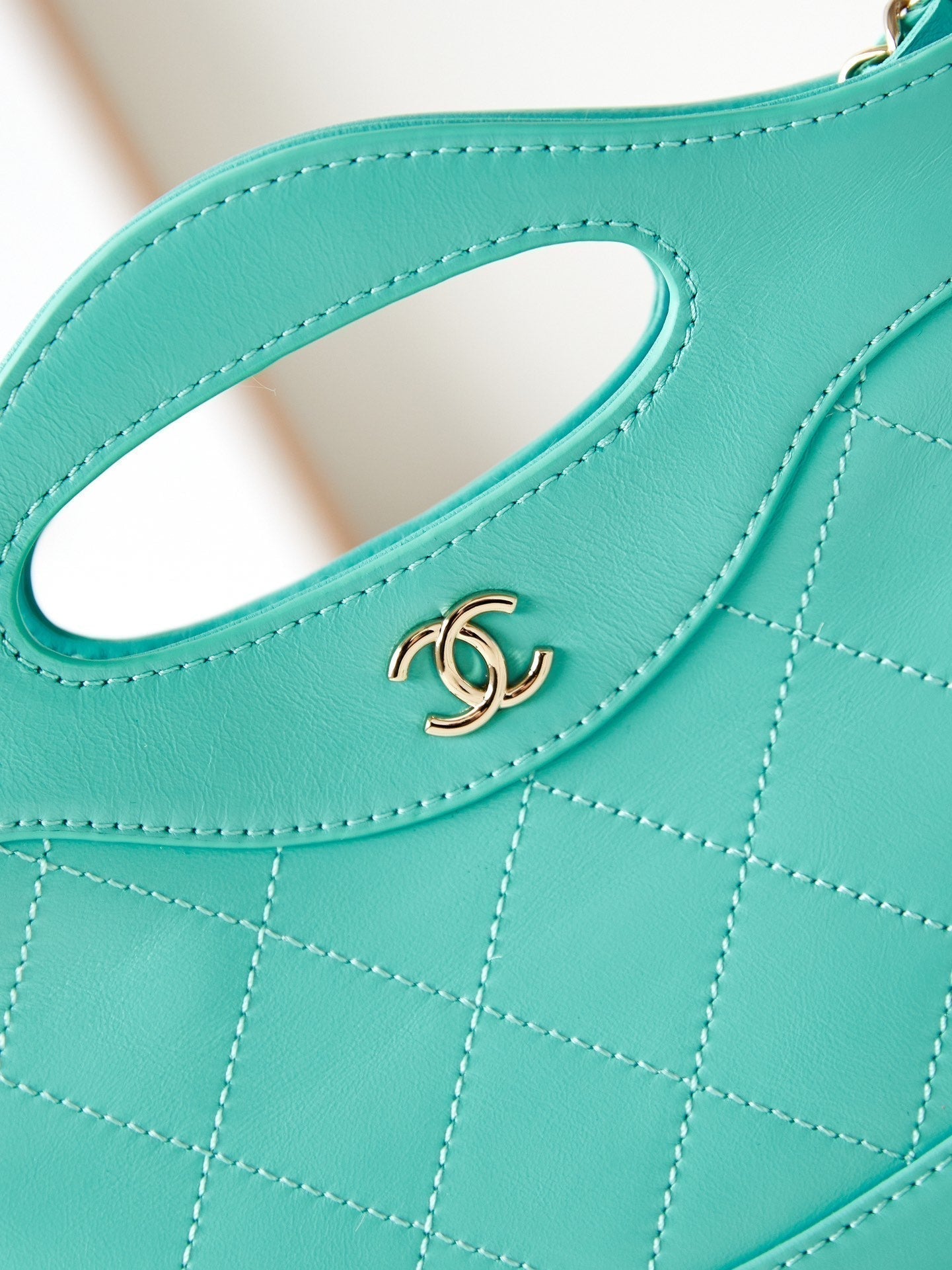 CC 24S31 NANO SHOPPING BAG 17.5CM CLOUD BLUE LAMBSKIN GOLD HARDWARE