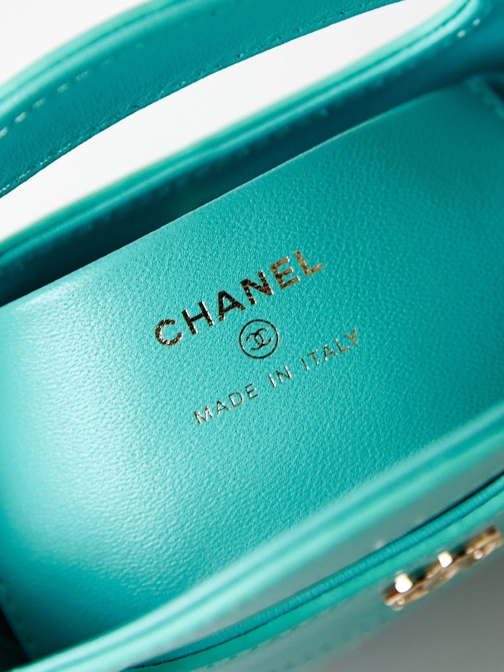 CC 24S31 NANO SHOPPING BAG 17.5CM CLOUD BLUE LAMBSKIN GOLD HARDWARE