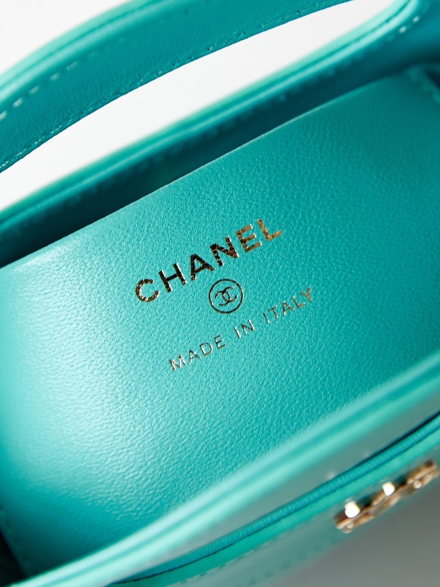 CC 24S31 NANO SHOPPING BAG 17.5CM CLOUD BLUE LAMBSKIN GOLD HARDWARE