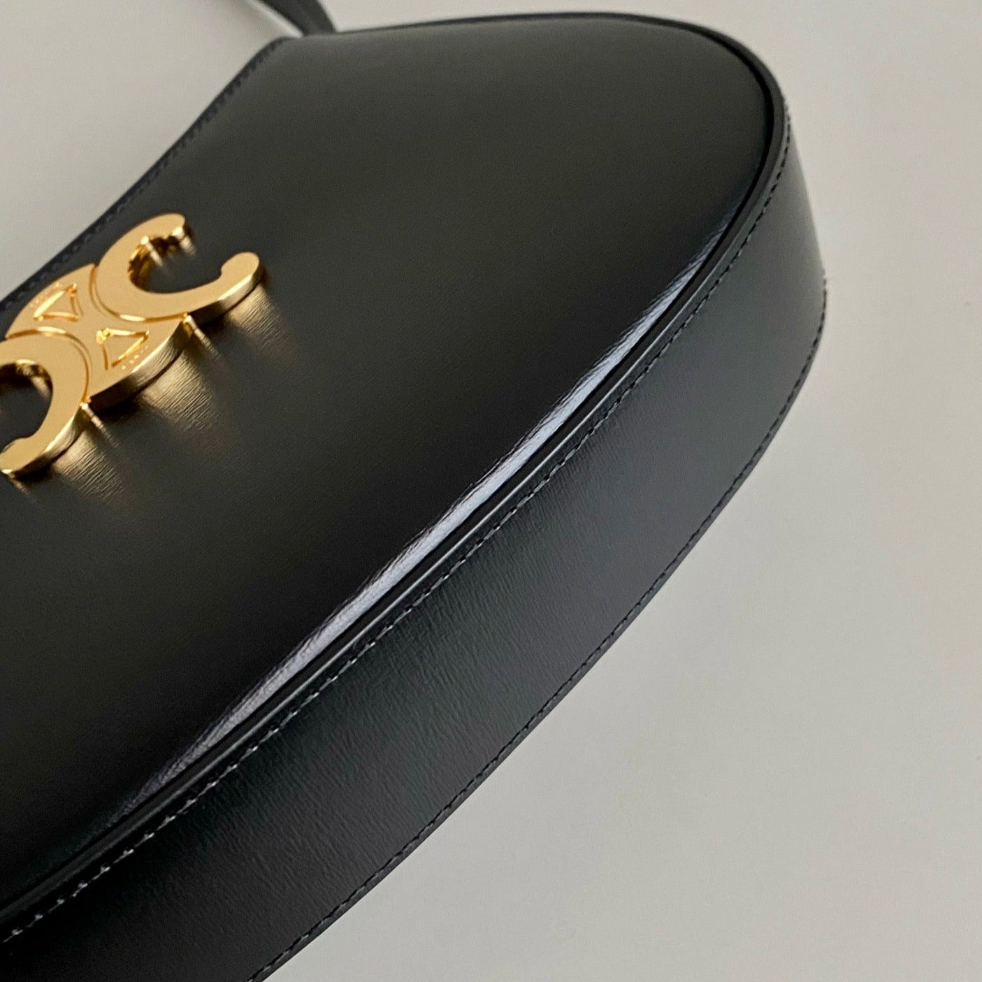 TRIOMPHE 22 CUIR DE VEAU NOIR