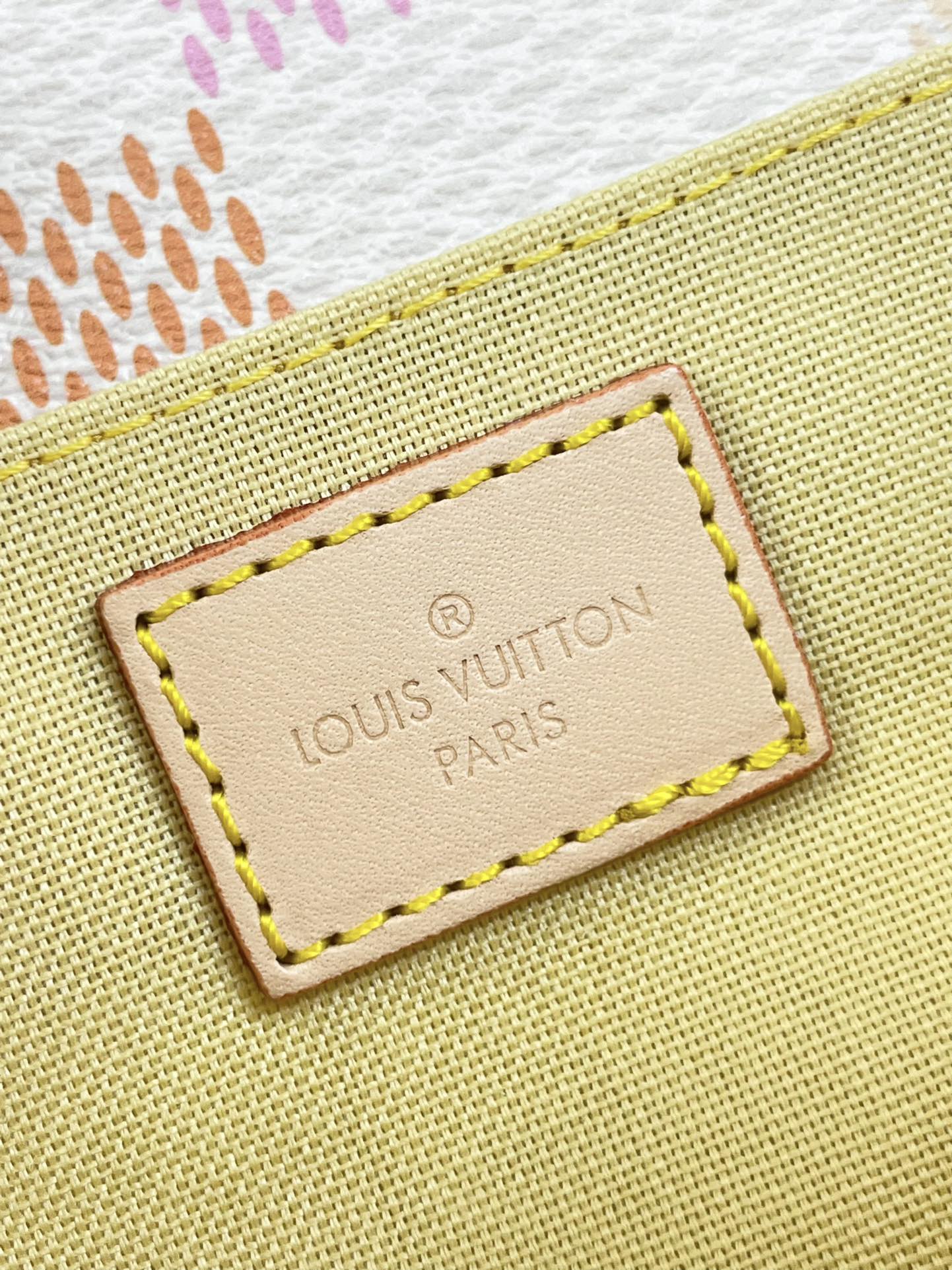POCHETTE MÉTIS EAST WEST 21 EN TOILE GÉANTE DAMIER PÊCHE QUINCAILLERIE DORÉ