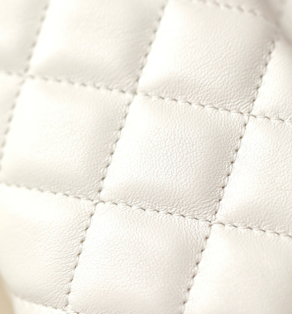 CC 24P MINI FLAP BAG 17CM WHITE LAMBSKIN PEARL CHAIN