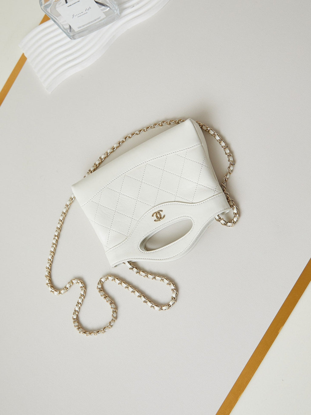 CC 24S31 NANO SHOPPING BAG 17.5CM WHITE LAMBSKIN GOLD HARDWARE