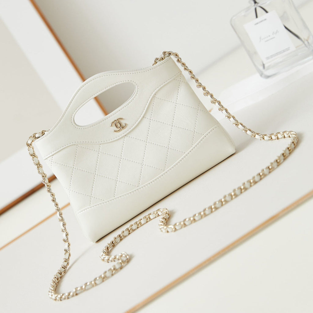CC 24S31 NANO SHOPPING BAG 17.5CM WHITE LAMBSKIN GOLD HARDWARE