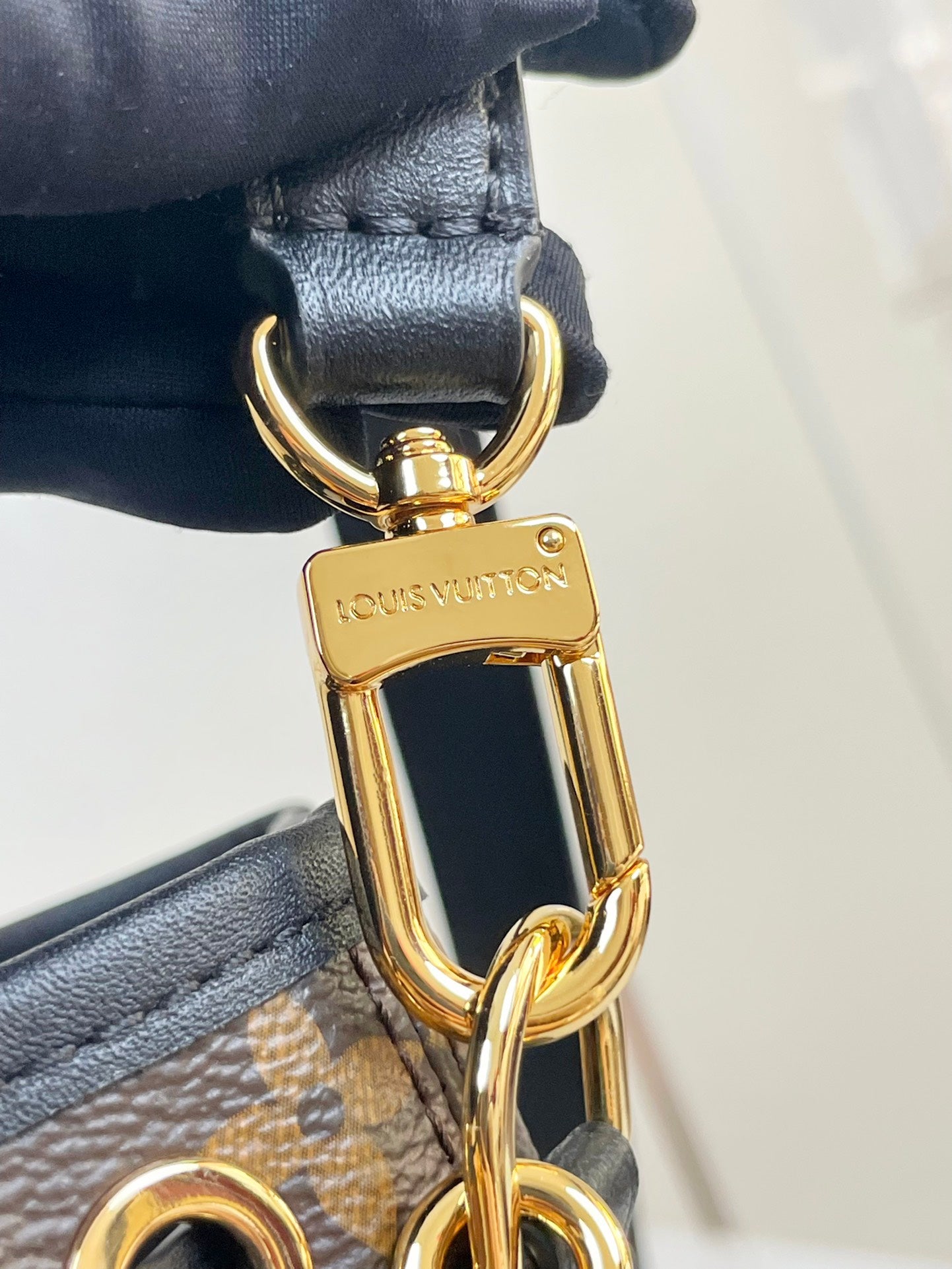 CANOÉ 20 EN TOILE MONOGRAMME MARRON QUINCAILLERIE DORÉ