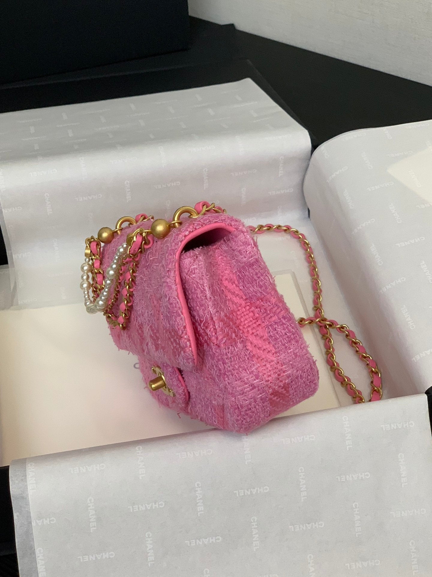 CC 24P MINI FLAP BAG 17CM PINK TWEED PEARL CHAIN GOLD HARDWARE