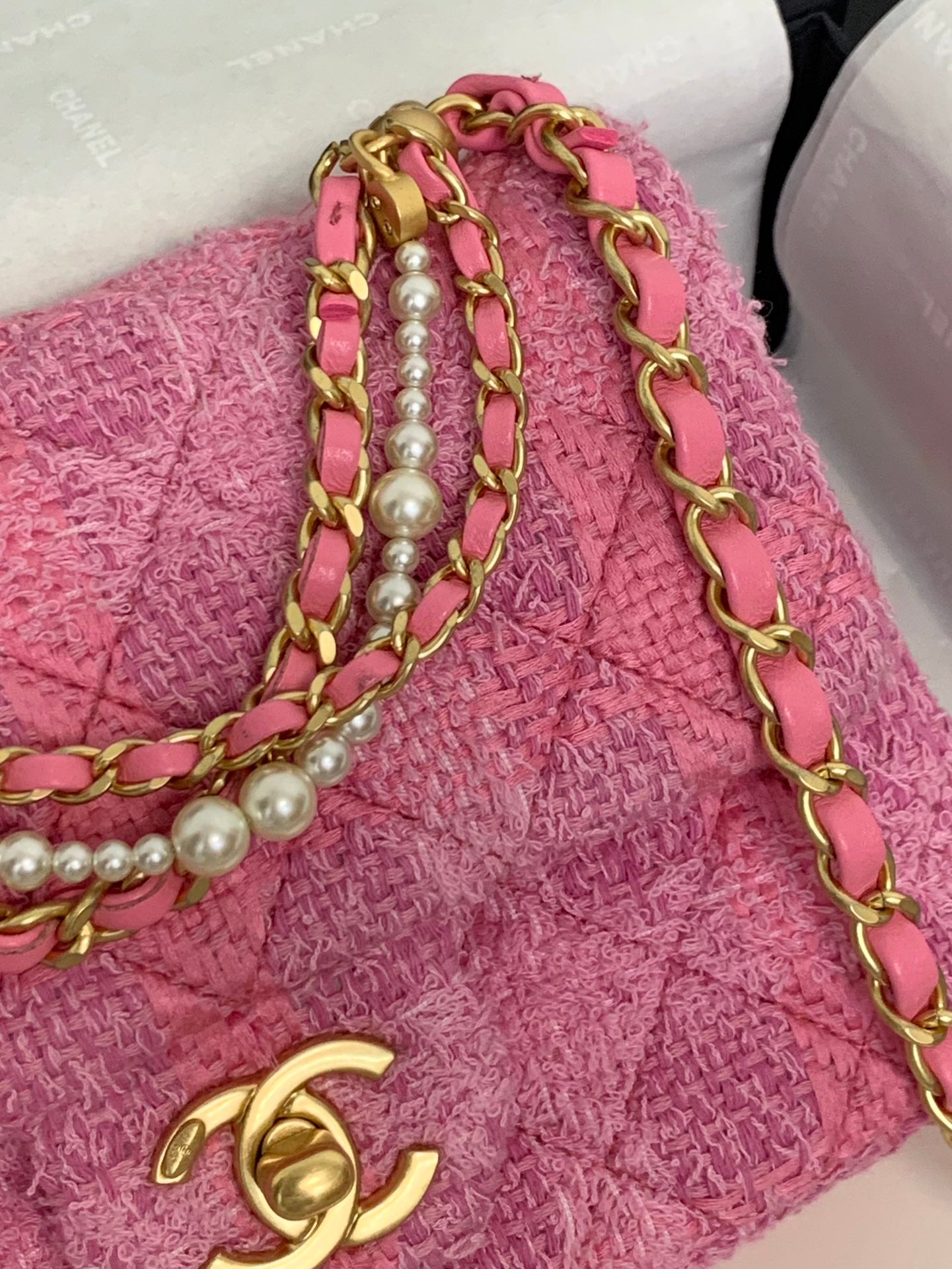 CC 24P MINI FLAP BAG 17CM PINK TWEED PEARL CHAIN GOLD HARDWARE