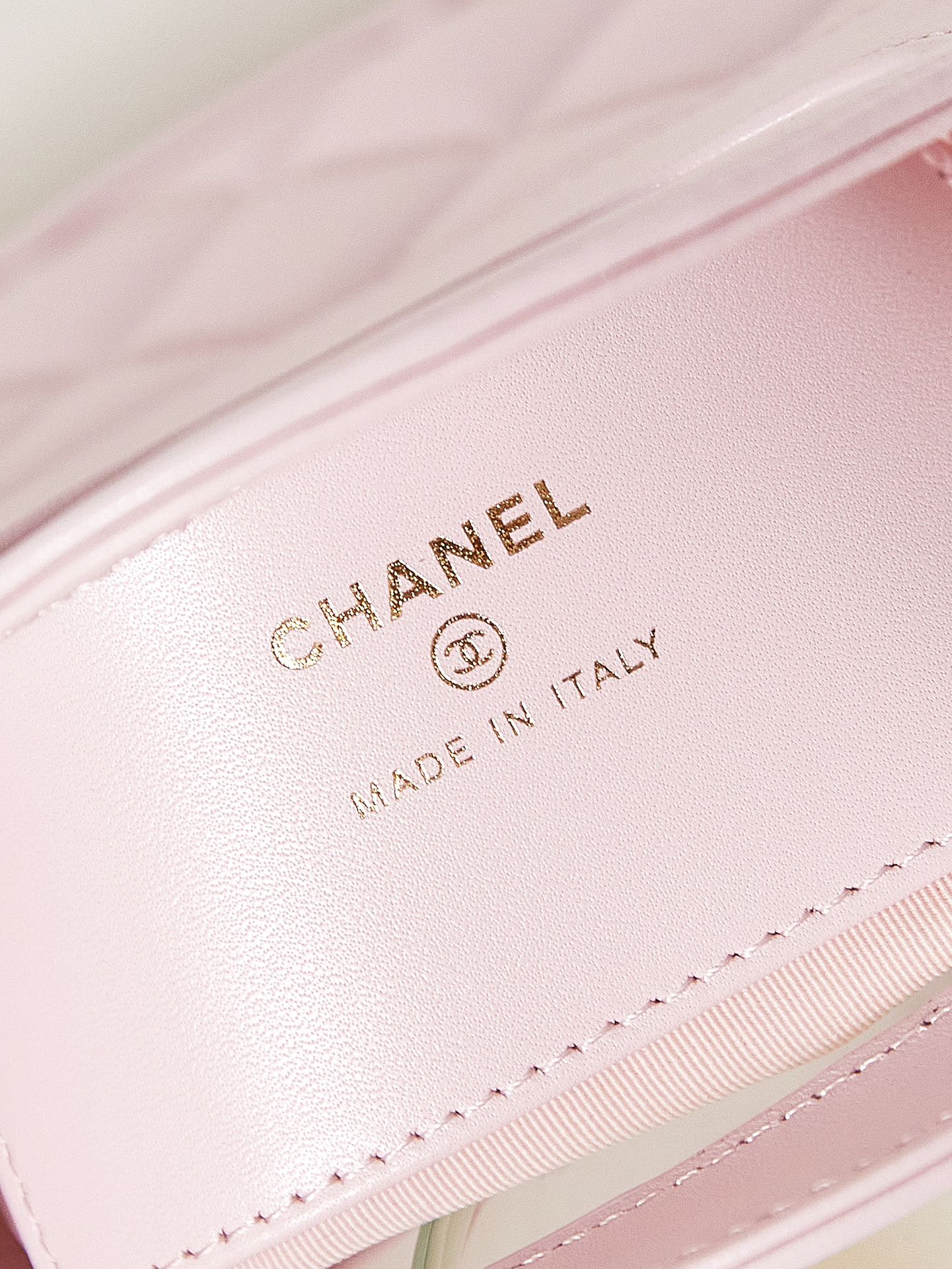 CC 24S31 NANO SHOPPING BAG 17.5CM LIGHT PINK LAMBSKIN GOLD HARDWARE