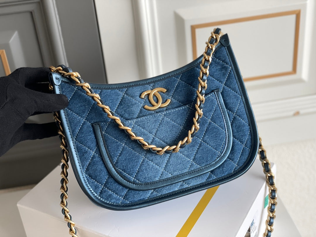 CC 24S 20CM HOBO BAG BLUE DENIM GOLD HARDWARE