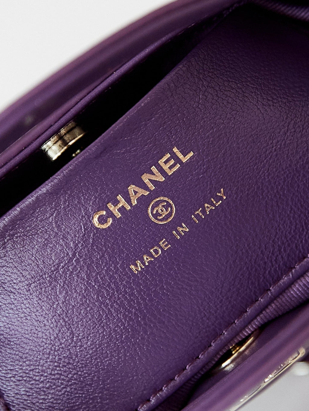 CC 24S31 NANO SHOPPING BAG 17.5CM PURPLE LAMBSKIN GOLD HARDWARE