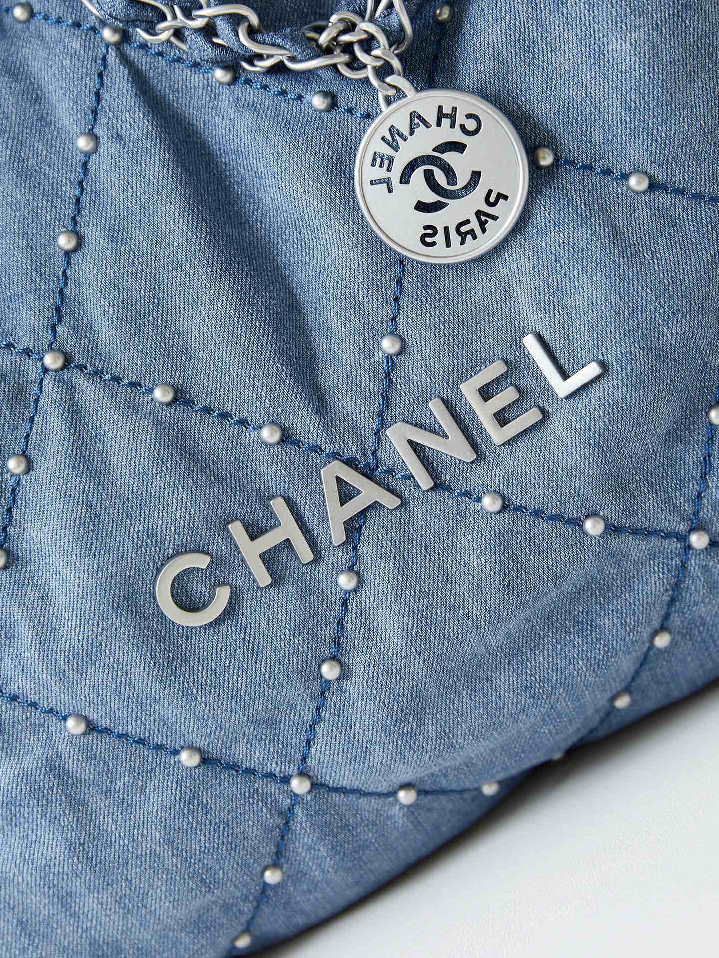 CC 22 HOBO WASTED BLEU DENIM QUINCAILLERIE ARGENTÉE