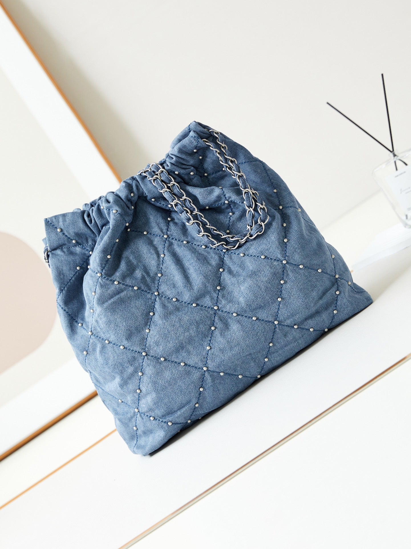 CC 22 HOBO WASTED BLEU DENIM QUINCAILLERIE ARGENTÉE
