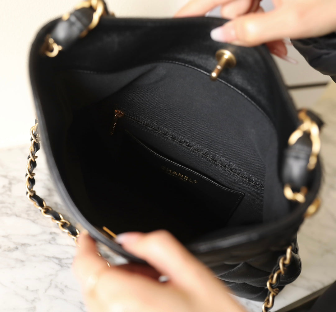 CC 24P HOBO BAG 28CM BLACK LAMBSKIN GOLD HARDWARE