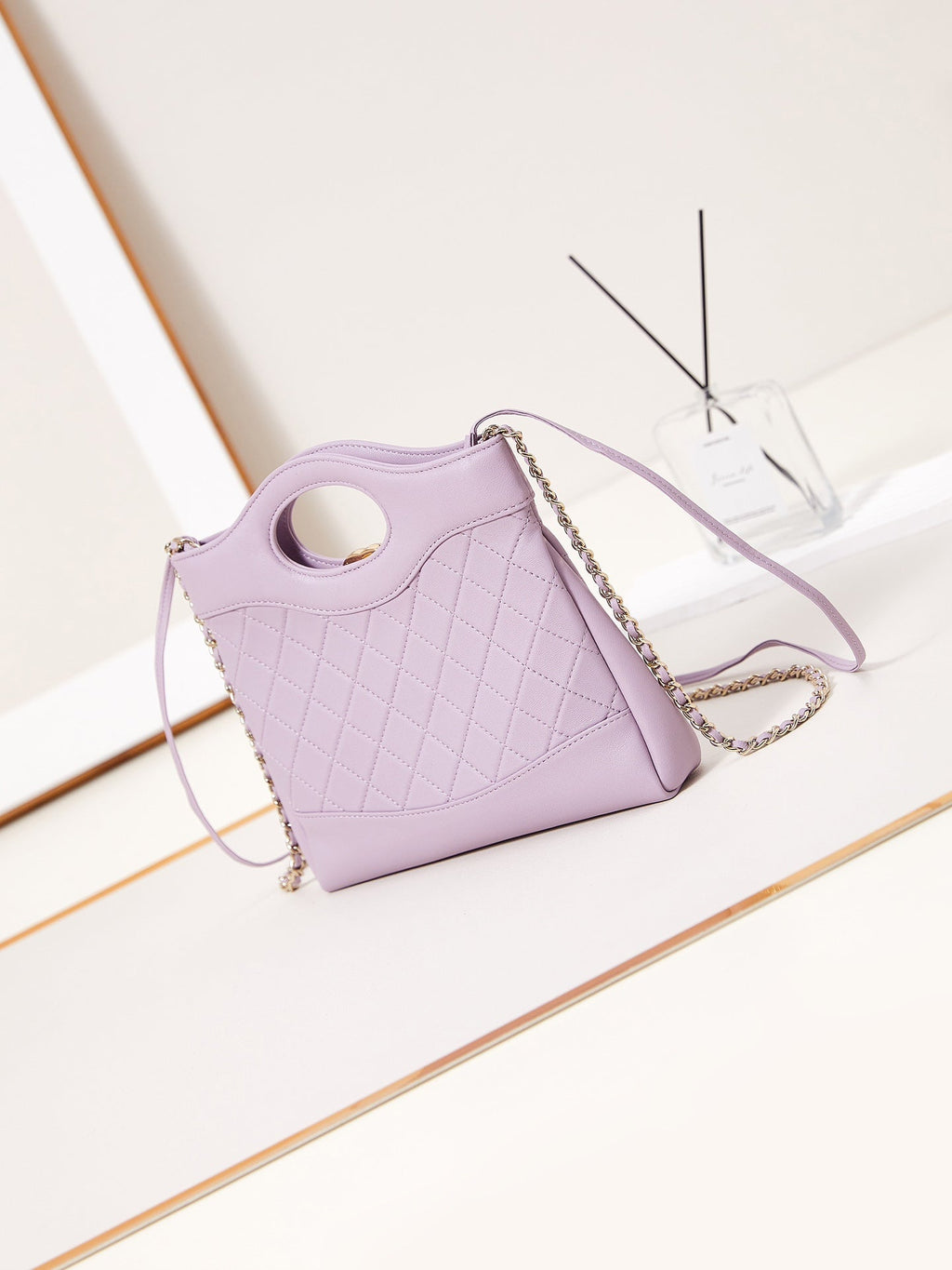 CC 24S31 MINI SAC CABAS 22 CM CUIR D'AGNEAU ROSE CLAIR QUINCAILLERIE DORÉ