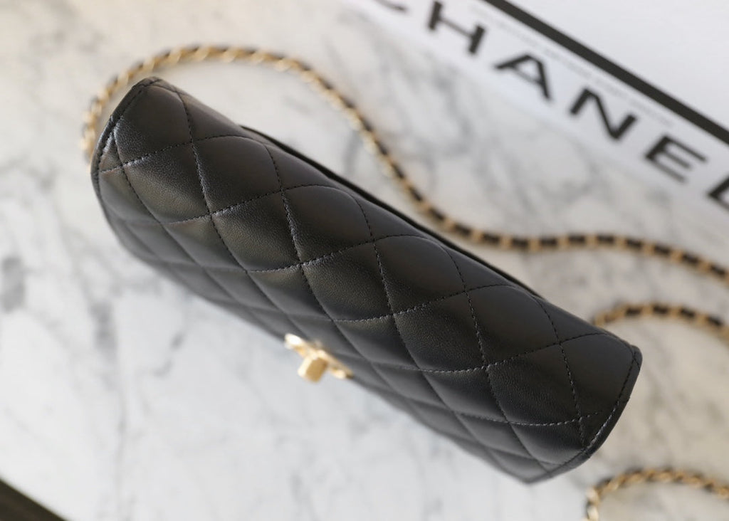 CC 24S WOC 19CM CUIR DE VEAU NOIR PEARL BALL 