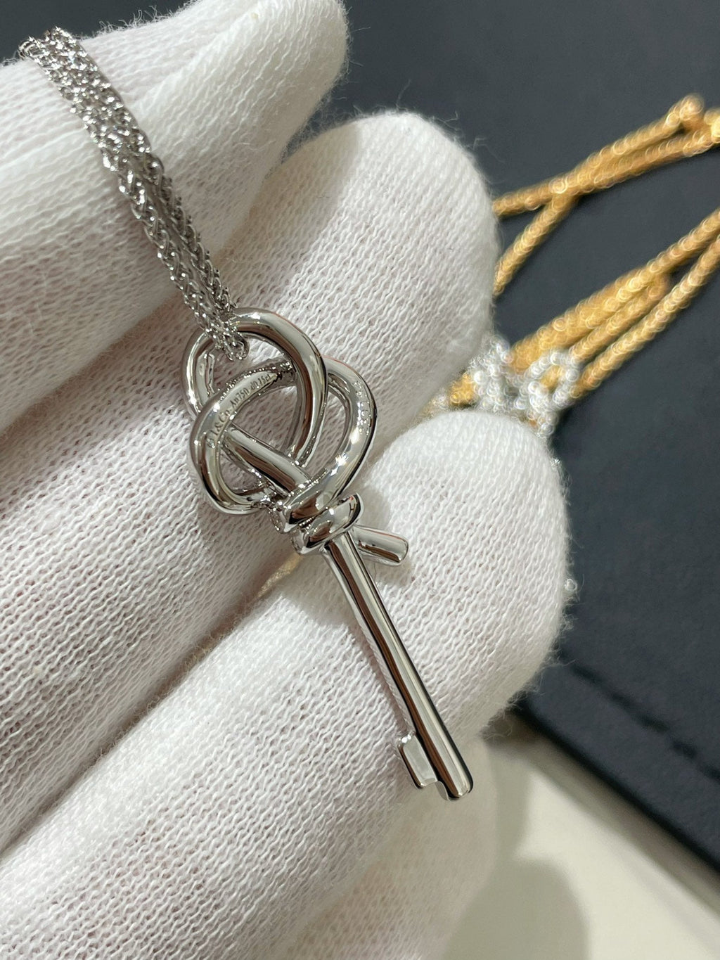 TIFFAN KEY WOVEN NECKLACE