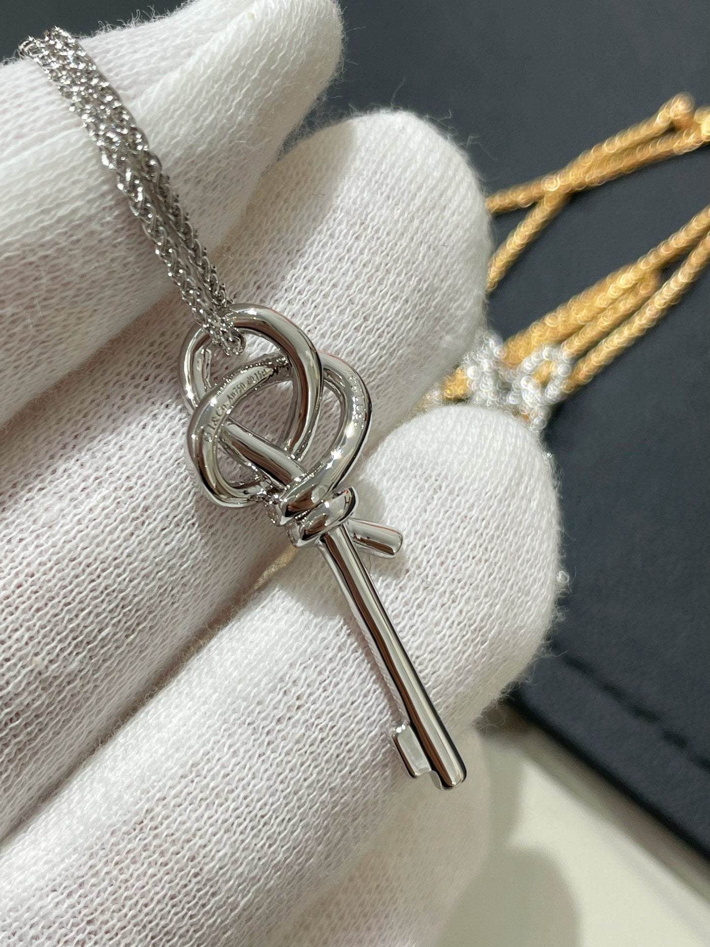 TIFFAN KEY WOVEN NECKLACE