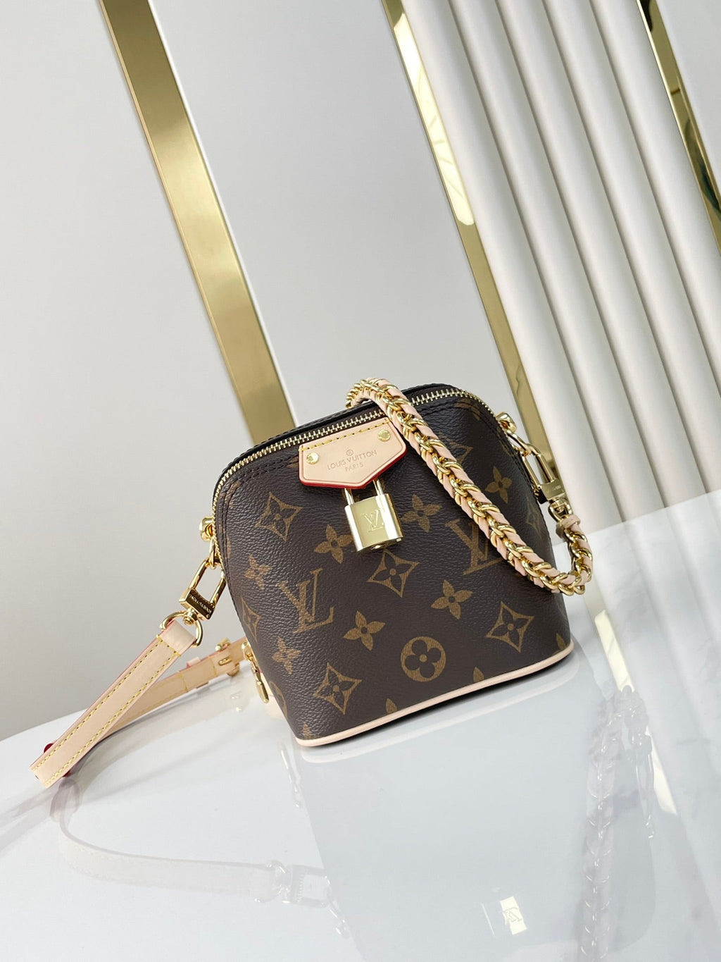 JUSTE AU CAS OÙ 14 EN TOILE MONOGRAMME MARRON QUINCAILLERIE DORÉ