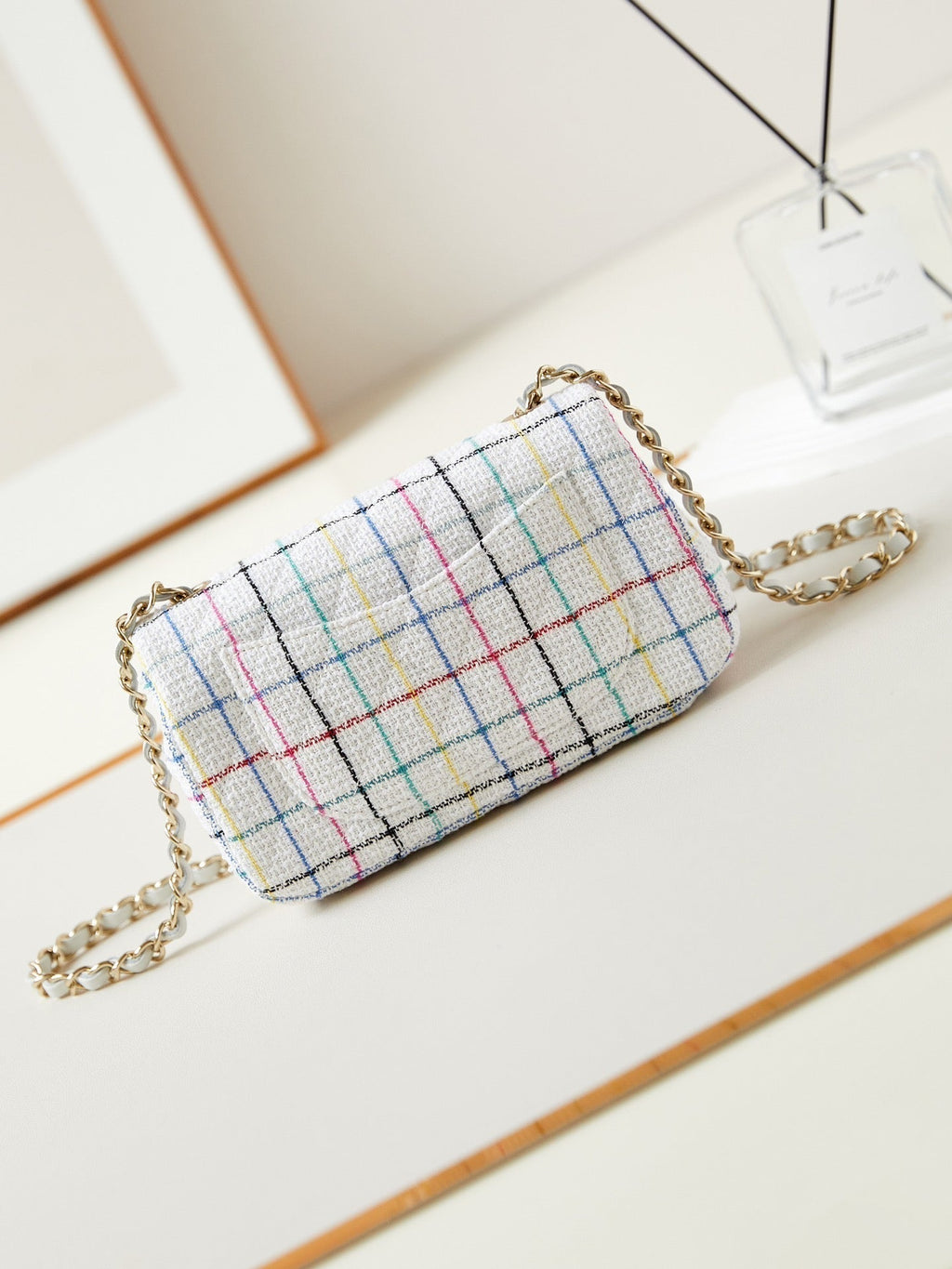 24P MINI CLASSIC 20CM WHITE TWEED GOLD HARDWARE