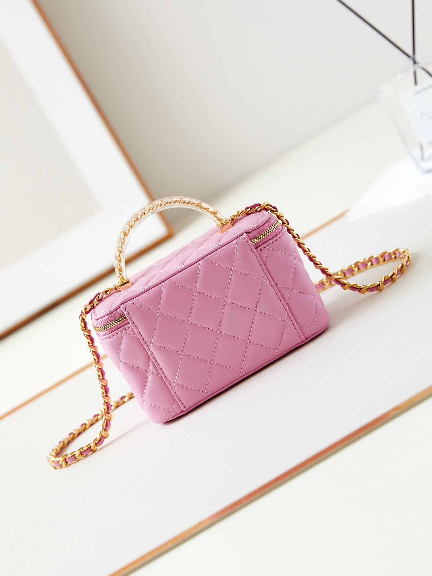 24A VANITY 17CM PINK LAMBSKIN GOLD HARDWARE