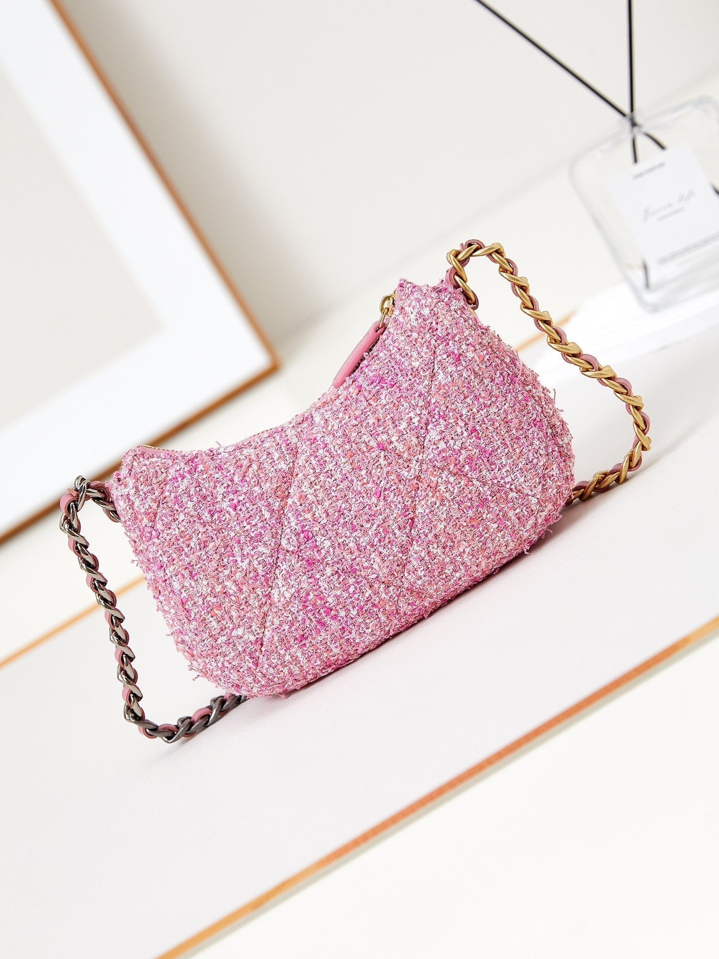 19 SAC HOBO 20CM TWEED ROSE
