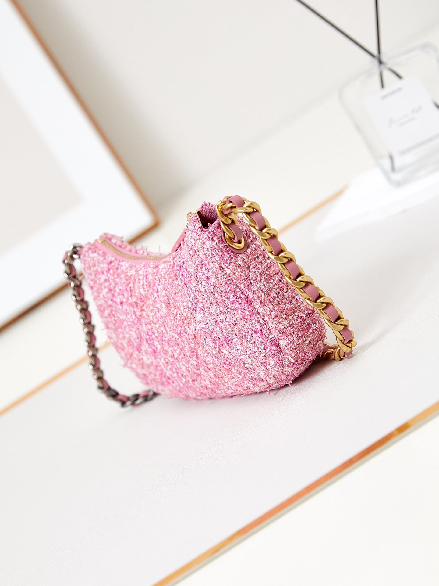 19 SAC HOBO 20CM TWEED ROSE