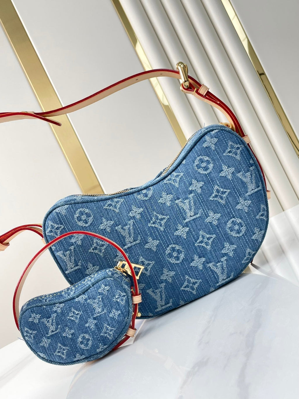 CROISSANT 25 EN DENIM MONOGRAMME BLEU