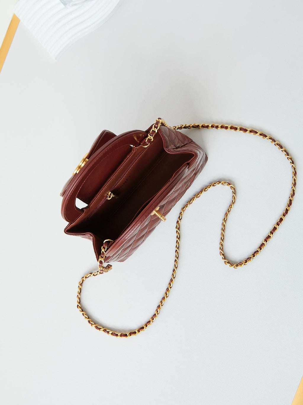 CC 24A NANO 19CM SAC CABAS KELLY EN CUIR D'AGNEAU BORDEAUX 
