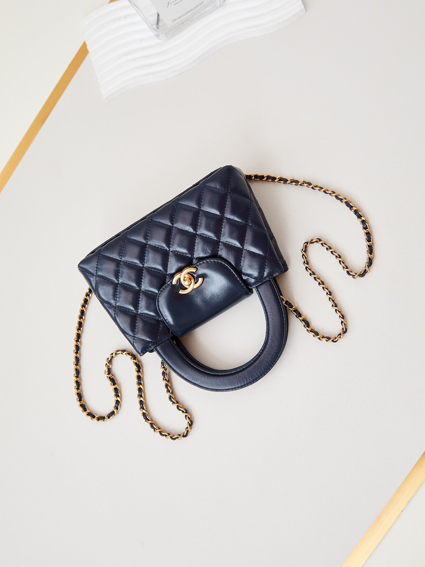 CC 24A NANO 19CM KELLY SHOPPER BAG NAVY BLUE LAMBSKIN