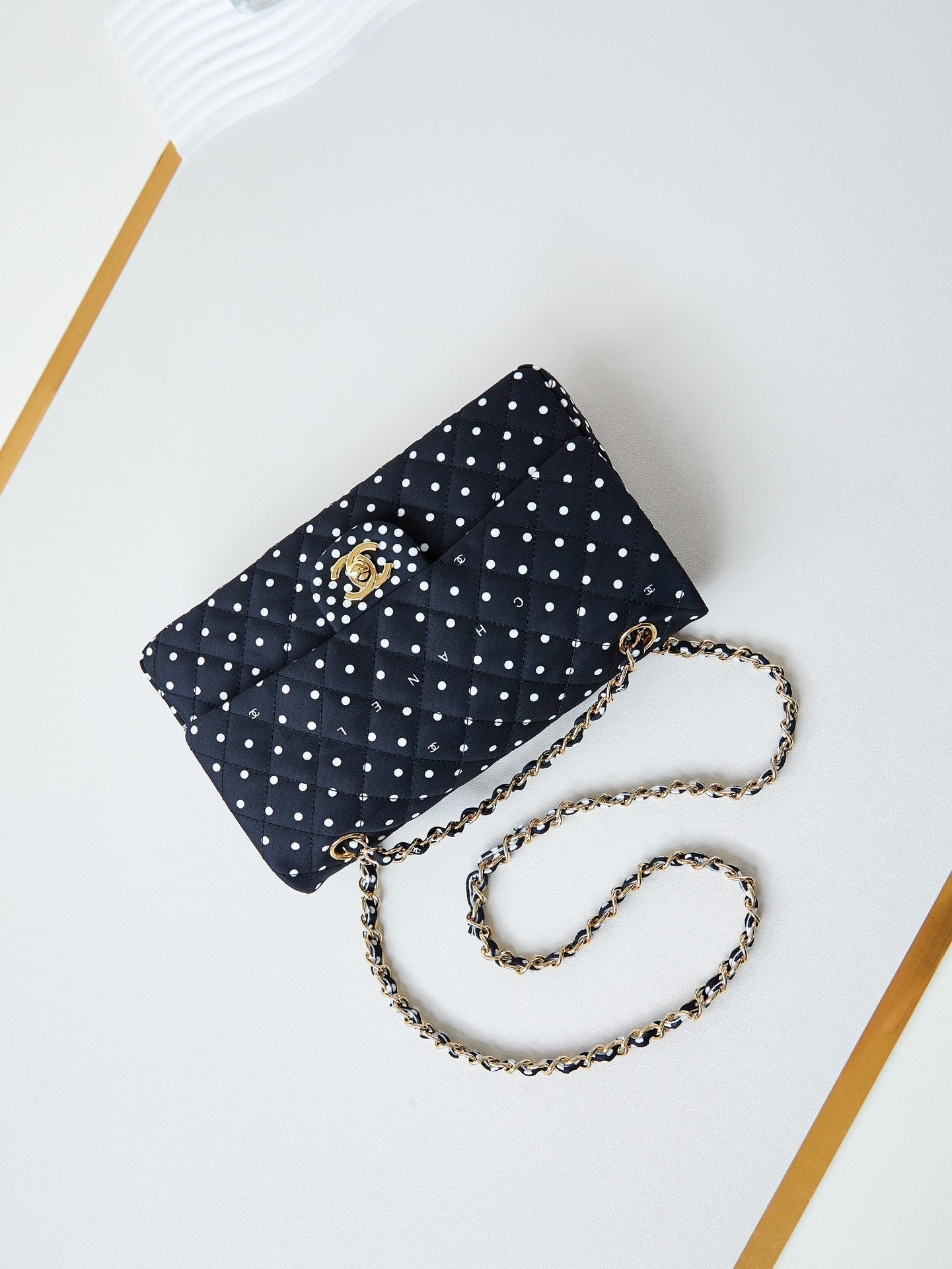 24P MEDIUM FLAP BAG 25CM BLACK CANVAS WHITE POLKA DOT