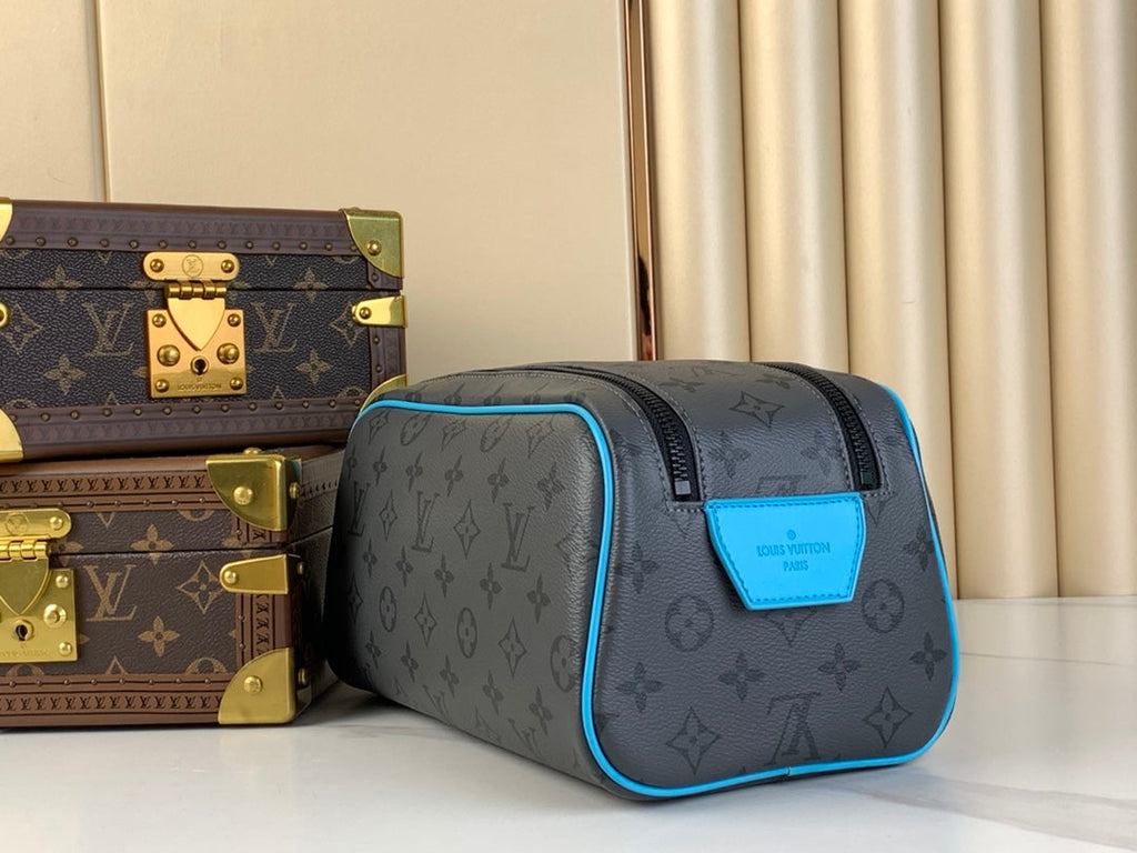 Trousse de toilette 28 pouces en toile monogrammée ECLIPSE couleur bronze et garnitures en cuir de veau turquoise