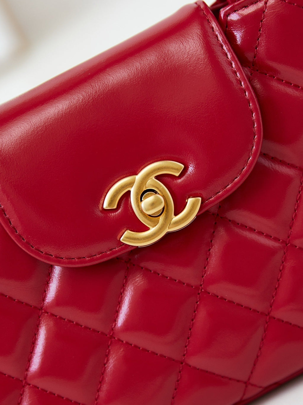 CC 24A NANO 19CM KELLY SHOPPER BAG RED LAMBSKIN