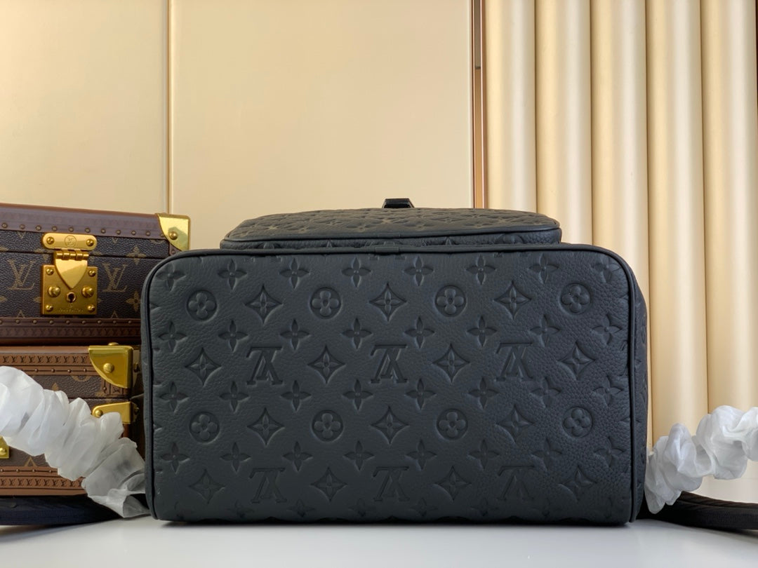 SAC À DOS MONTSOURIS 40 EN TAURILLON MONOGRAMME NOIR