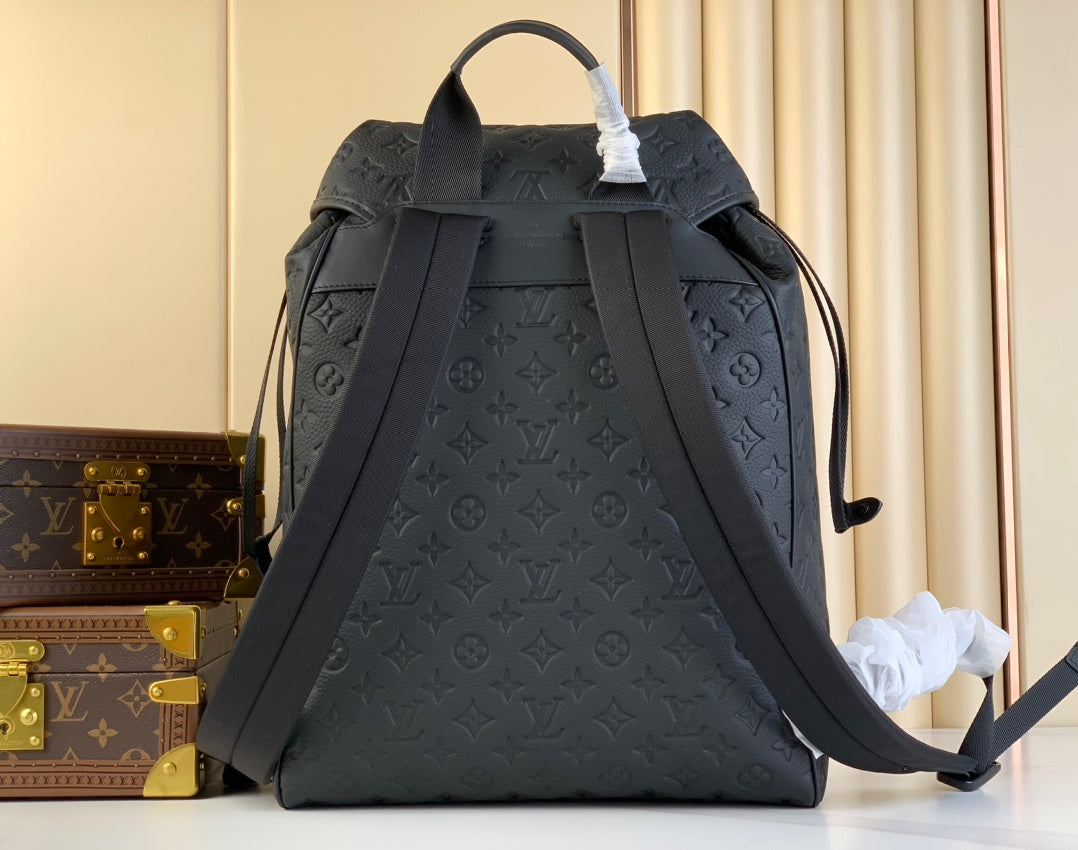 SAC À DOS MONTSOURIS 40 EN TAURILLON MONOGRAMME NOIR