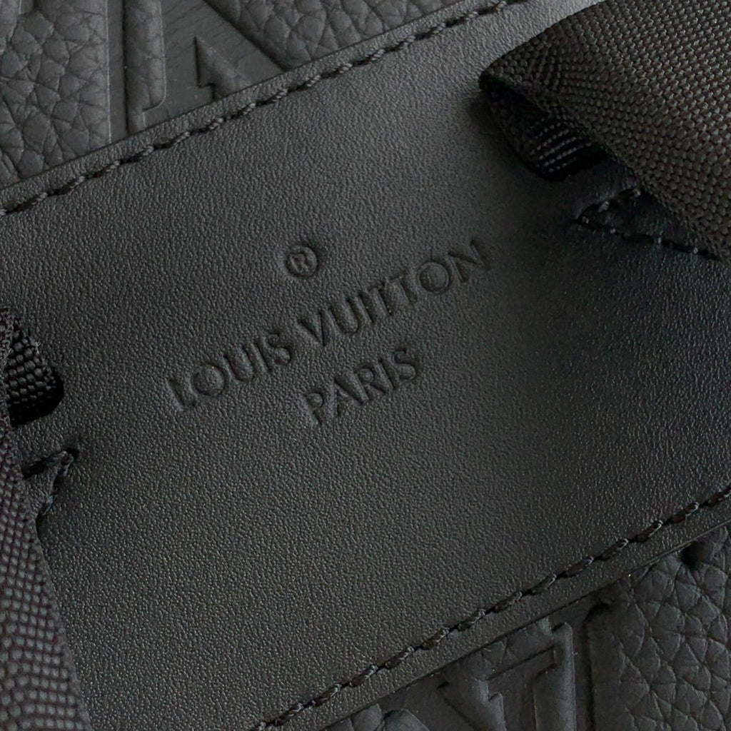 SAC À DOS MONTSOURIS 40 EN TAURILLON MONOGRAMME NOIR