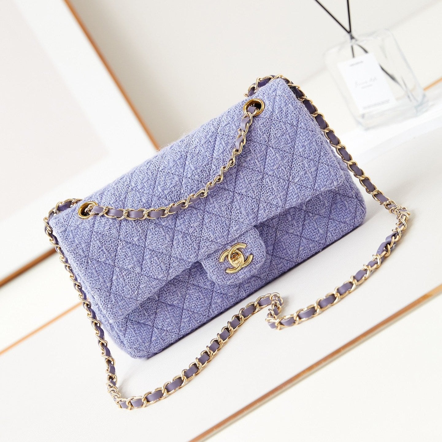 24P MEDIUM FLAP BAG 25CM PURPLE BLUE TWEED GOLD HARDWARE