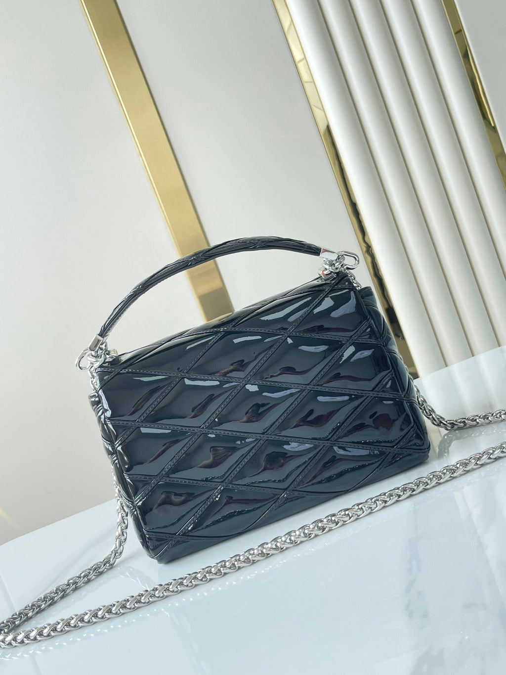 GO-14 MM 23 PO CUIR DE VEAU NOIR BRILLANT QUINCAILLERIE ARGENTÉE