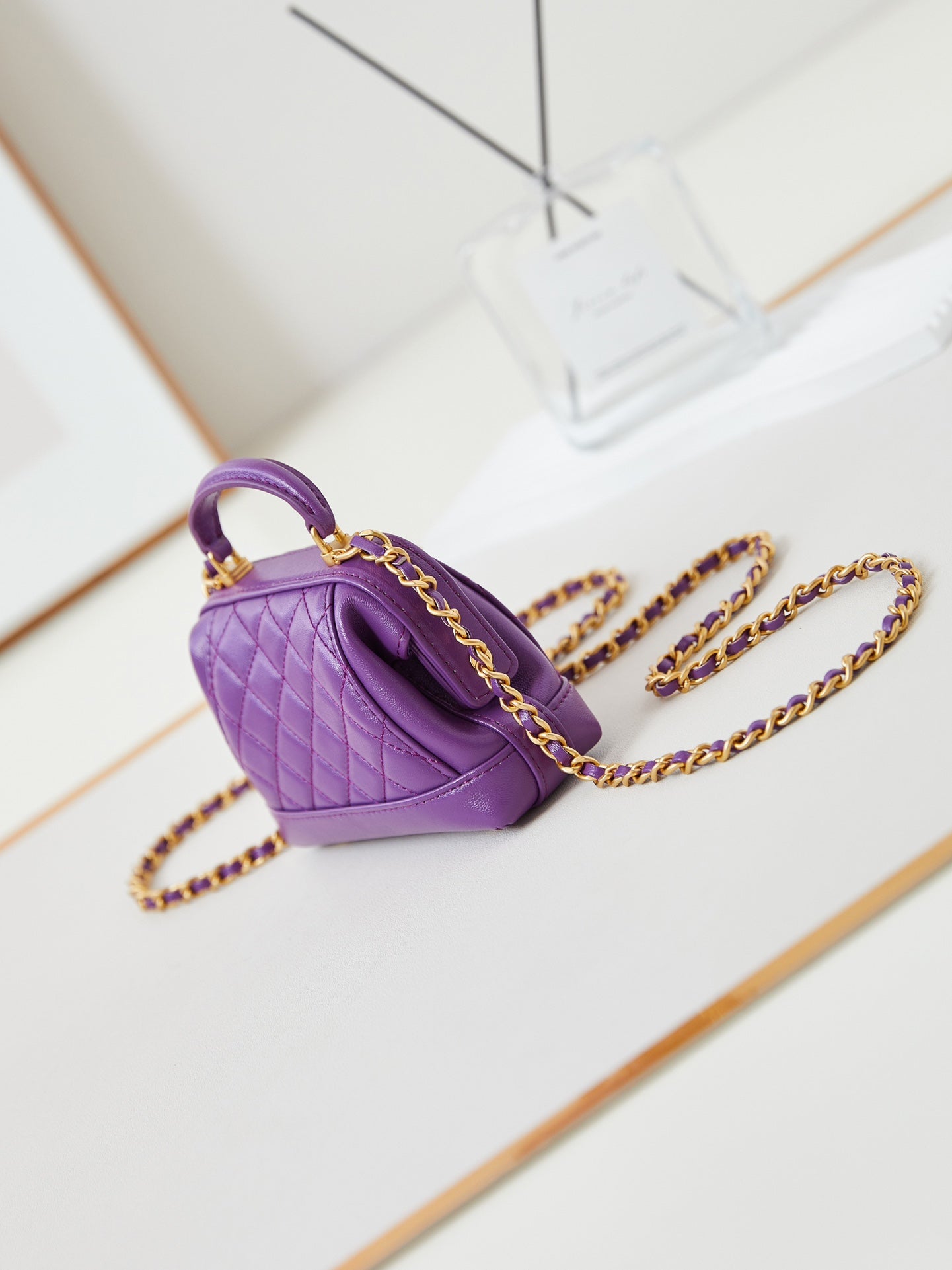 CC 24A MINI TOP HANDLE 13CM PURPLE WAX LEATHER GOLD HARDWARE 238457