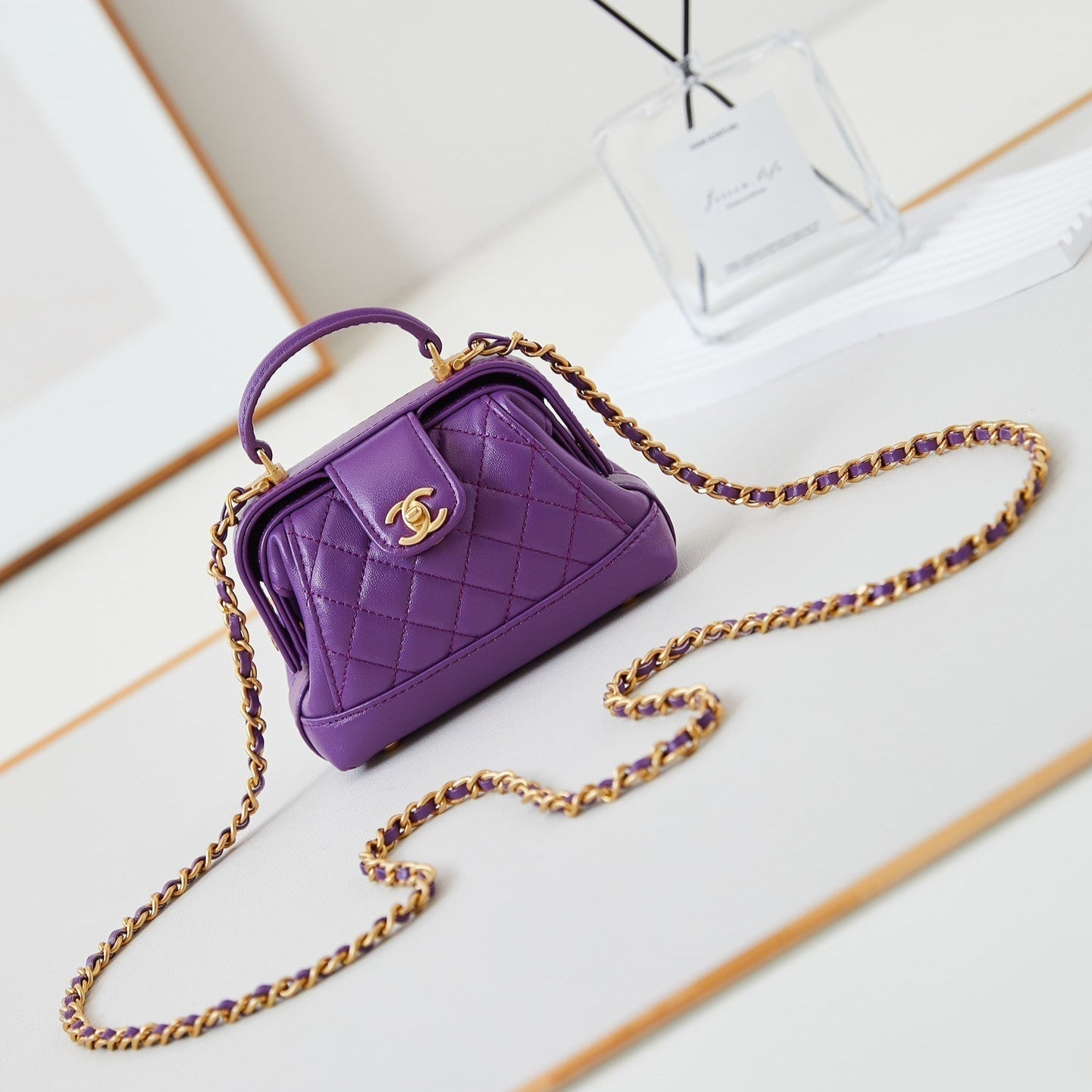 CC 24A MINI TOP HANDLE 13CM PURPLE WAX LEATHER GOLD HARDWARE 238457