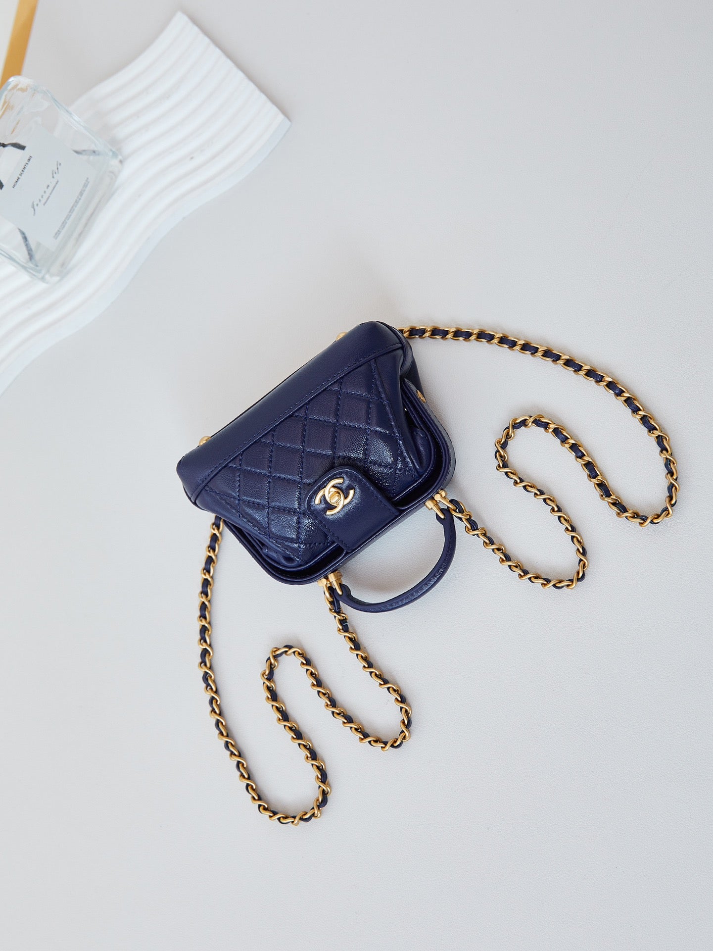 CC 24A MINI TOP HANDLE 13CM NIGHT BLUE WAX LEATHER GOLD HARDWARE 238459