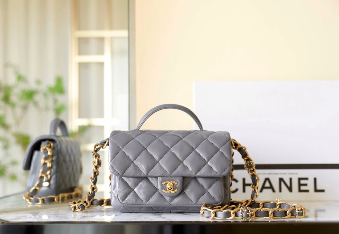 CC 24A FLAP BAG 20CM TOP HANDLE GREY LAMBSKIN GOLD HARDWARE