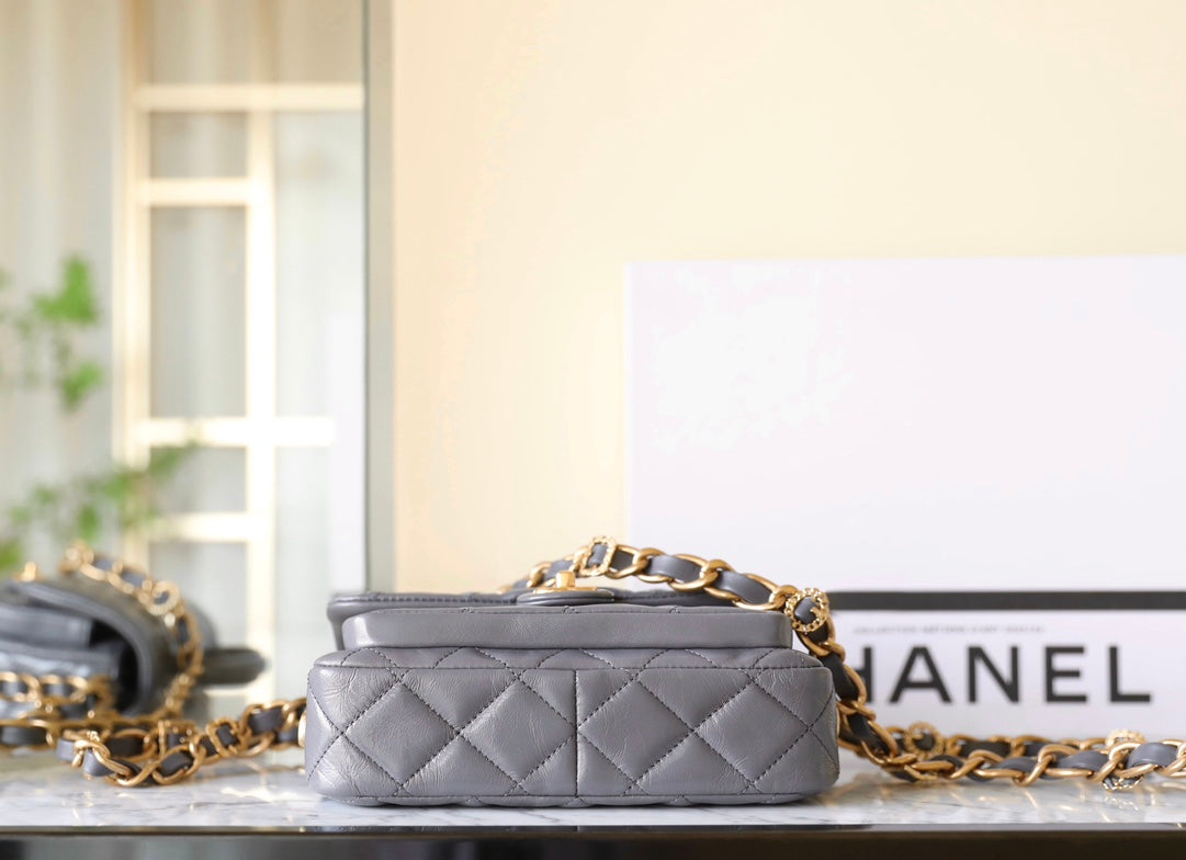 CC 24A FLAP BAG 20CM TOP HANDLE GREY LAMBSKIN GOLD HARDWARE