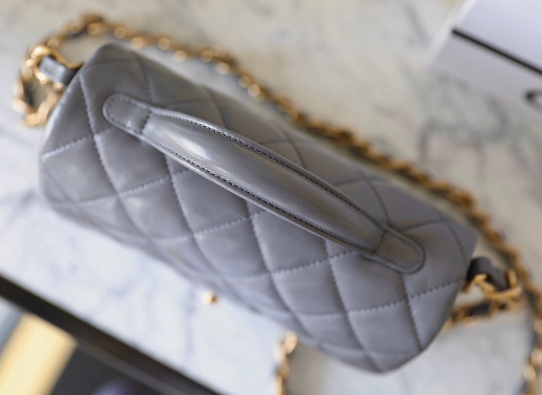 CC 24A FLAP BAG 20CM TOP HANDLE GREY LAMBSKIN GOLD HARDWARE