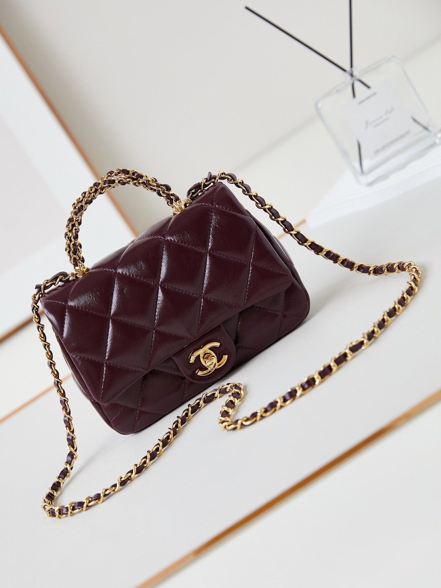 CC FLAP BAG WITH TOP HANDLE 19CM WINE RED SHEEPSKIN GOLD HARDWARE 238483