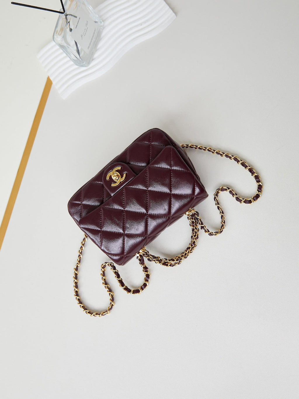 CC FLAP BAG WITH TOP HANDLE 19CM WINE RED SHEEPSKIN GOLD HARDWARE 238483