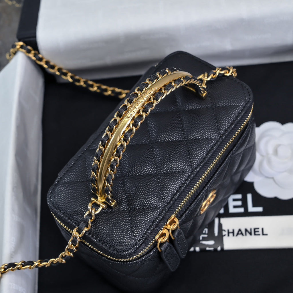 CC 24A VANITY TOP HANDLE 16CM BLACK GRAINED CALFSKIN GOLD HARDWARE