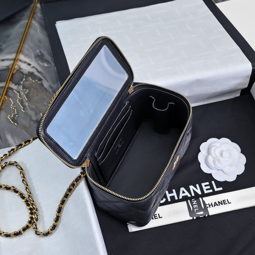 CC 24A VANITY TOP HANDLE 16CM BLACK GRAINED CALFSKIN GOLD HARDWARE
