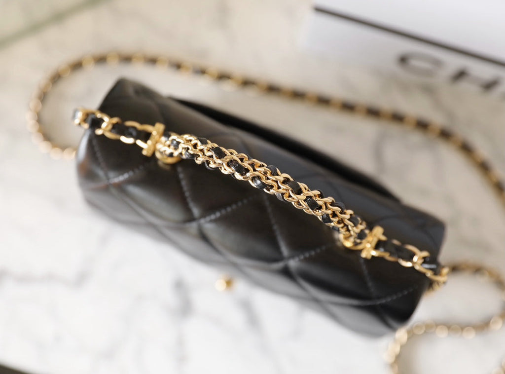 24B MINI FLAP BAG WITH TOP HANDLE 19CM BLACK LAMBSKIN